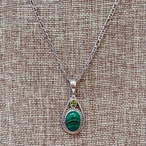💖 Estate Item! Sterling Green Marquise & Malachite Necklace
